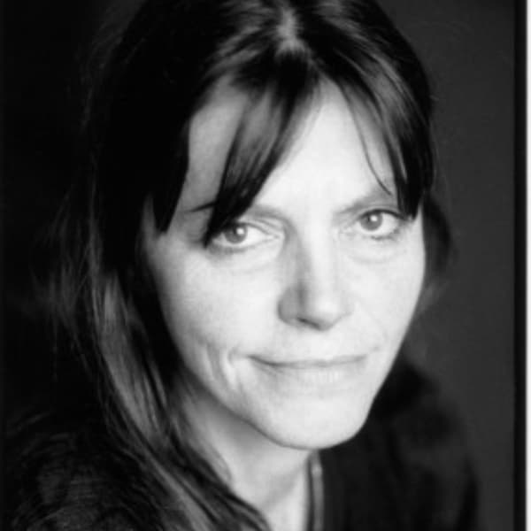 Eve Tharlet