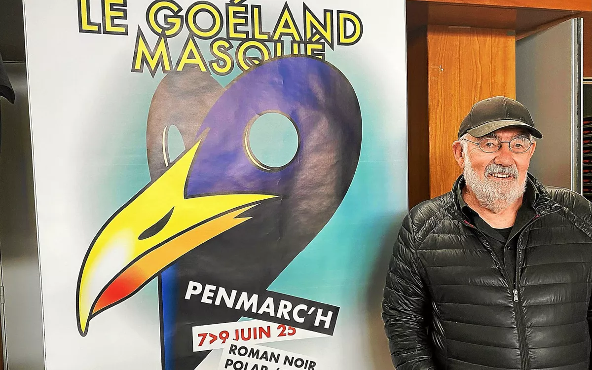 À Penmarc’h, pour créer l’affiche du Goéland masqué, Alain Le Quernec s’est démarqué de ses prédécesseurs