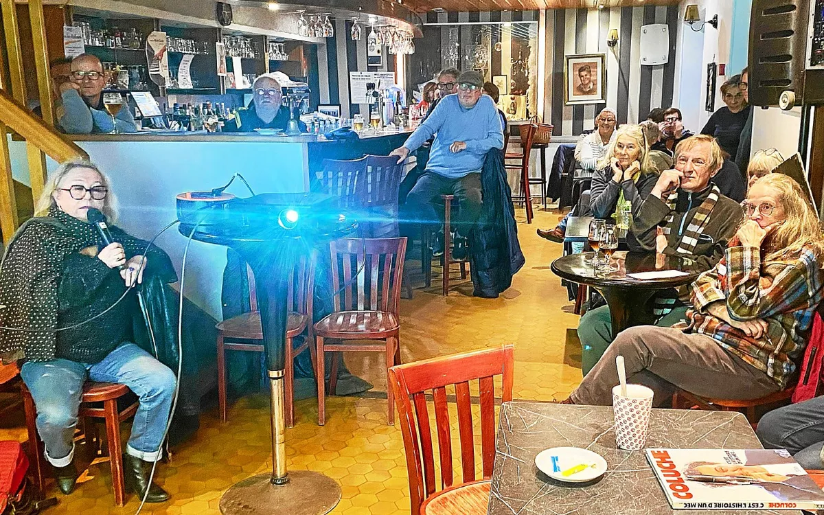 Le Goéland masqué prend son envol avec un quiz chez Cathy à Penmarc’h